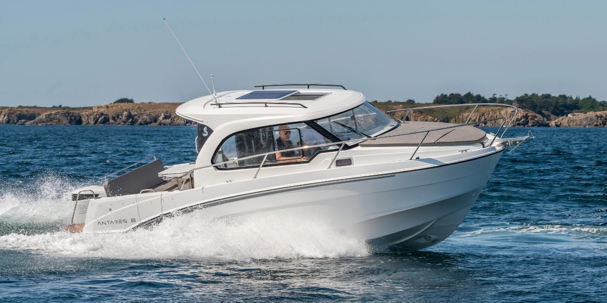 Antares 8 cruiser 4