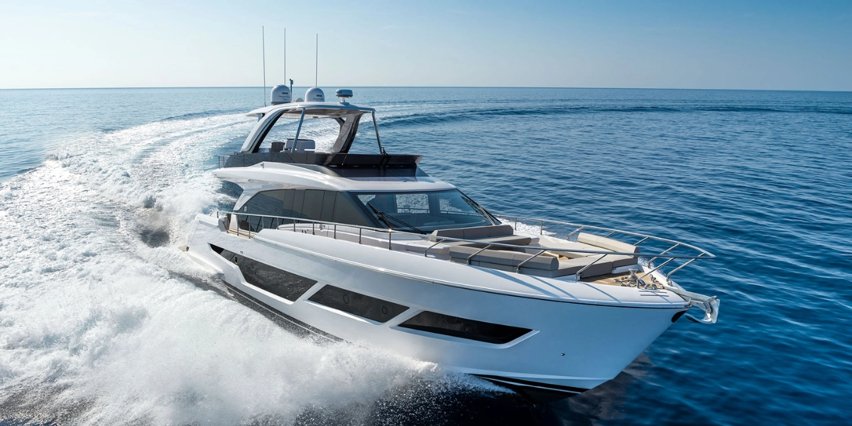 Ferretti Yachts 670