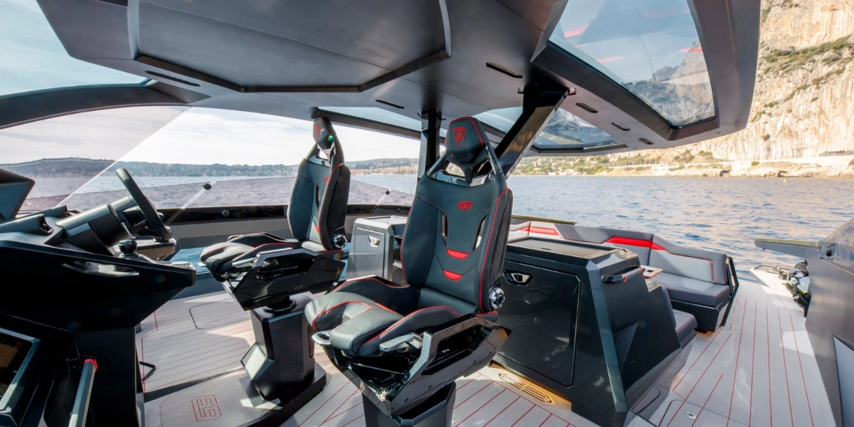 bateau lamborghini 7