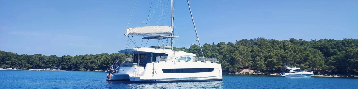 catamaran 2