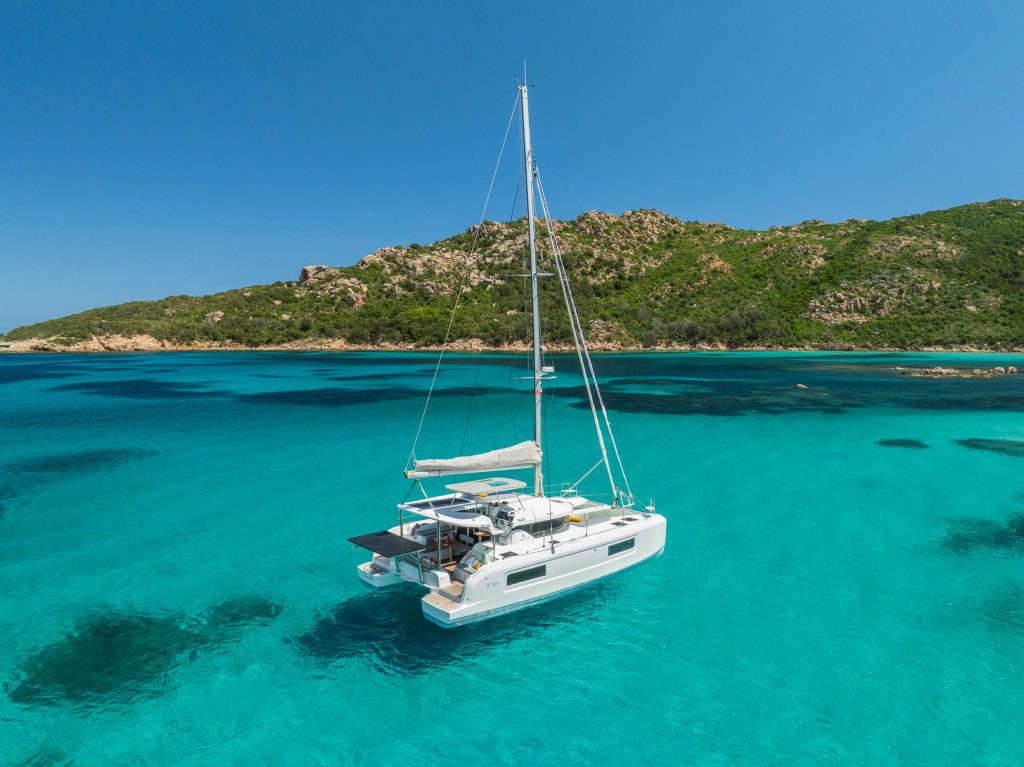 LAGOON 38_IMAGE_EXTERIOR_STILL (3)