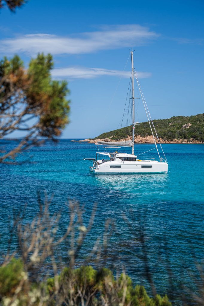 LAGOON 38_IMAGE_EXTERIOR_STILL