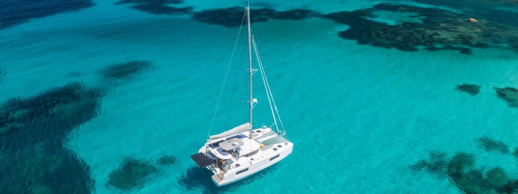 catamaran-lagoon-38-slider-25