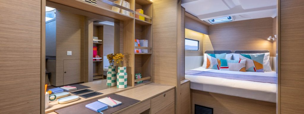 catamaran-lagoon-38-slider-44