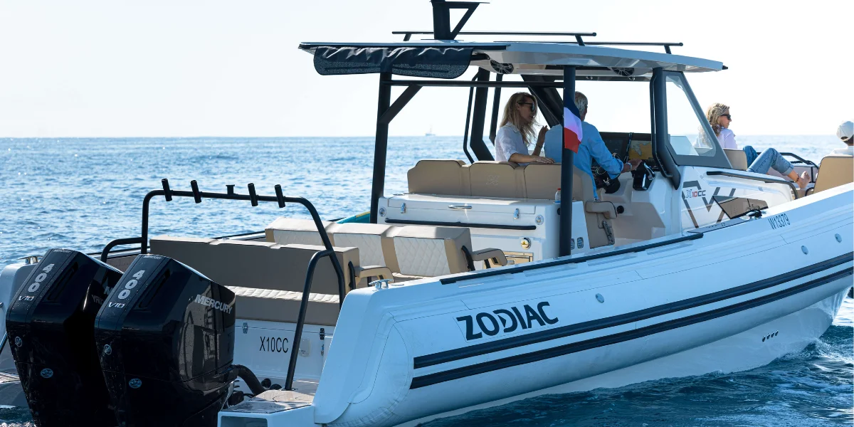 prix d'un bateau zodiac en mer 2